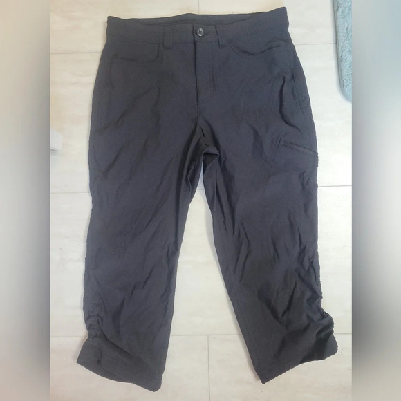 Eddie Bauer Women's Size 8 Capri Athletic Pants - Black - Picture 1 of 6